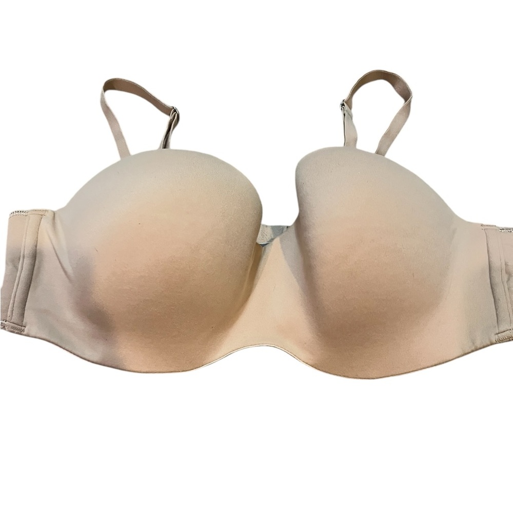 Victoria's Secret Seamless Cream Bra can be worn strapless 38C good condition
